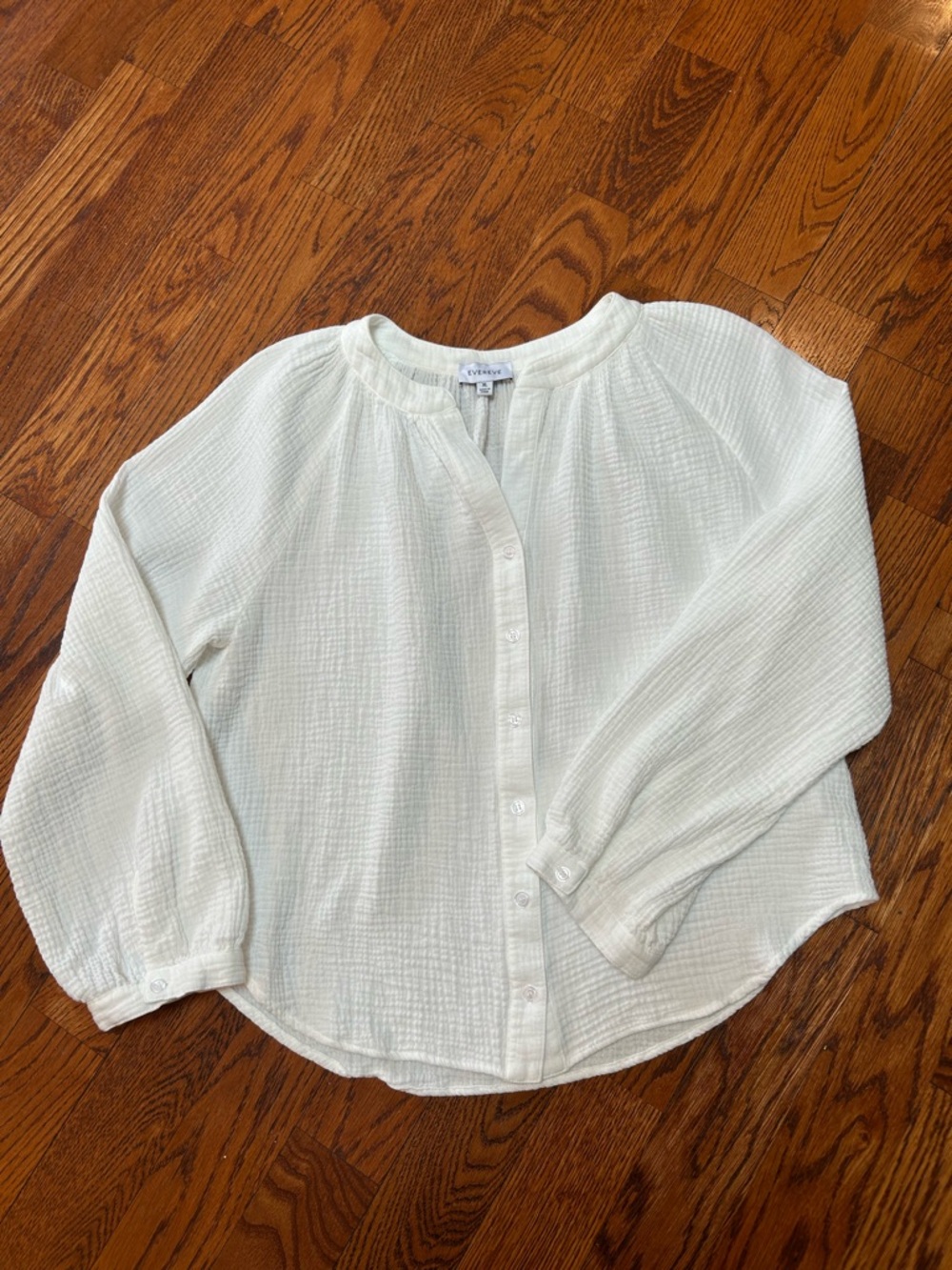 Evereve Ivory Textured Button-Front Blouse